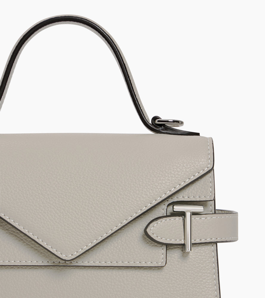 Emilie small handbag with double flap in grained leather