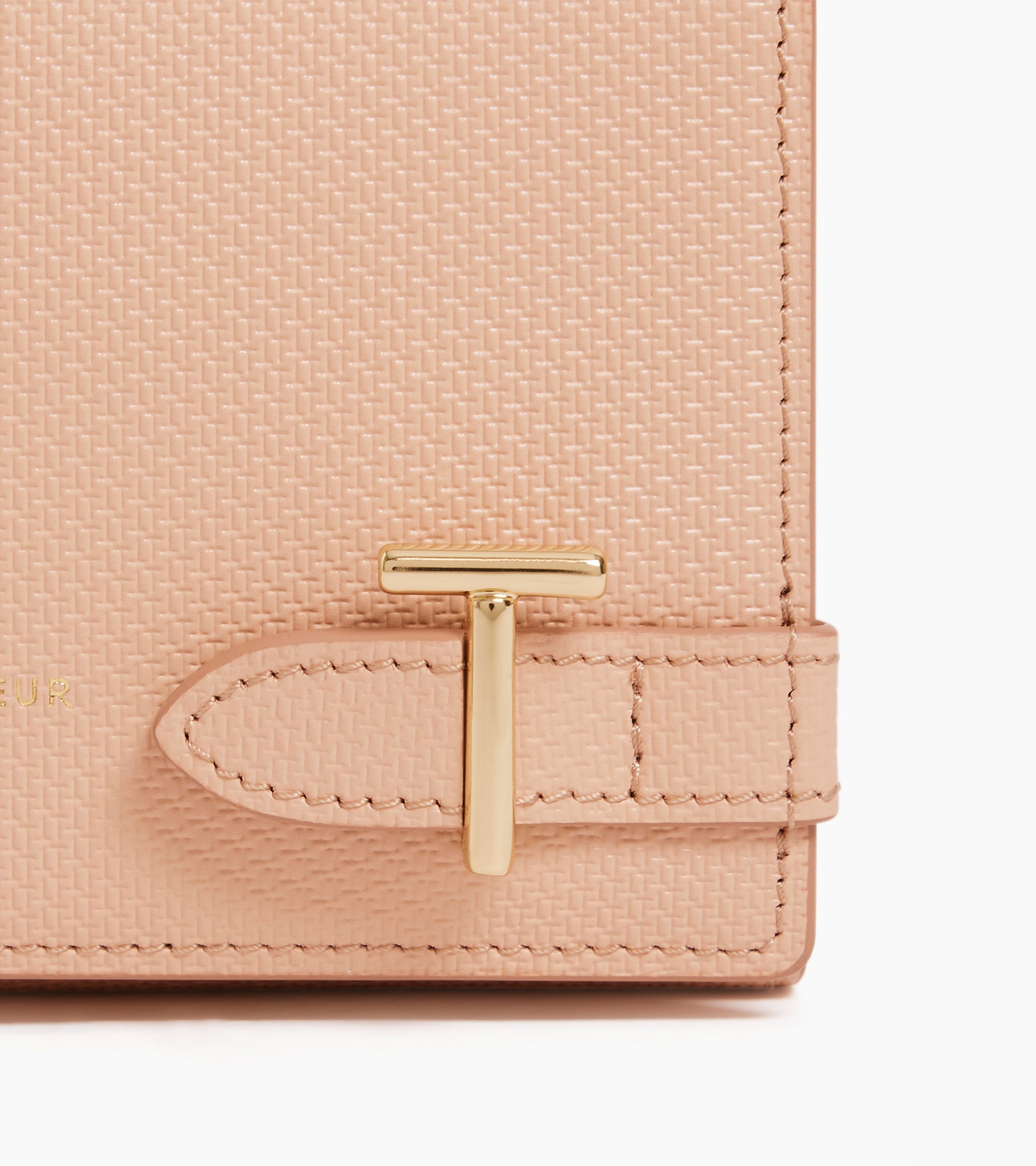 Emilie wallet in signature T leather