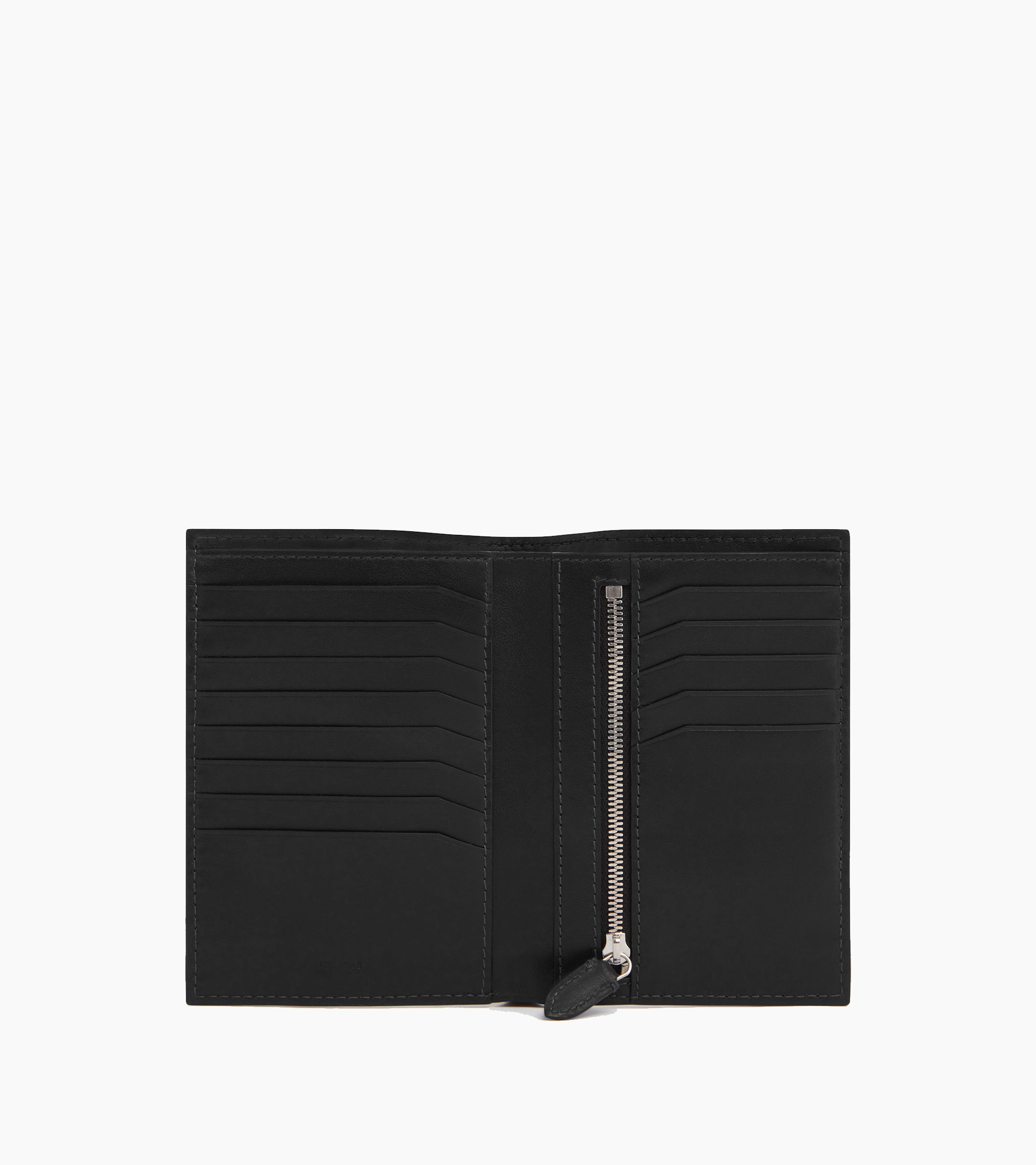 Léon large, zipped, vertical wallet in pebbled leather