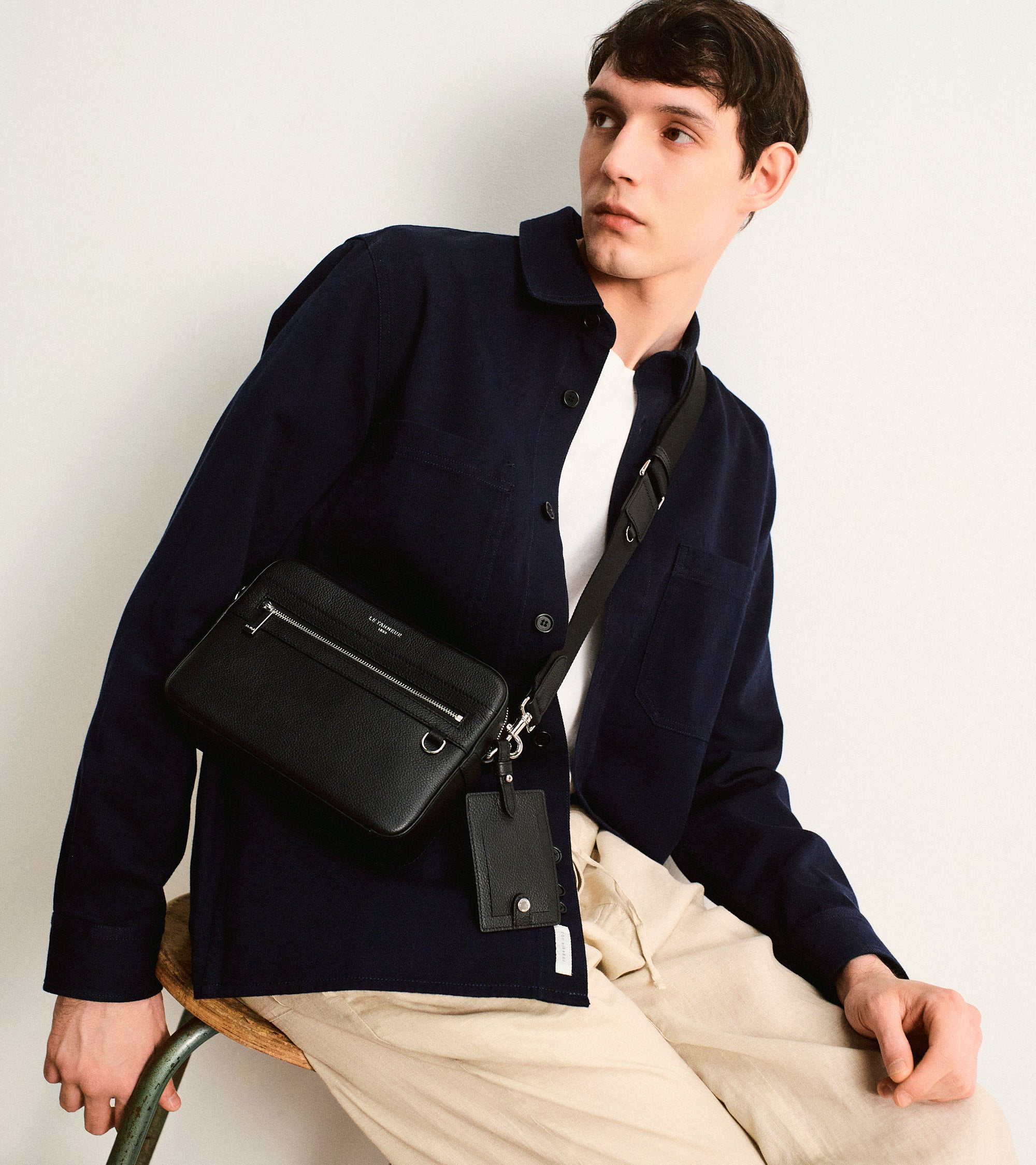 Emile camera bag in grained leather