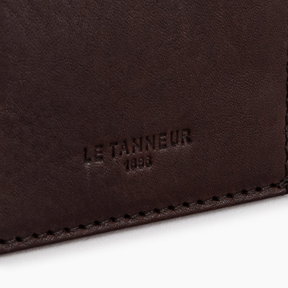 Gary oiled leather vertical card holder